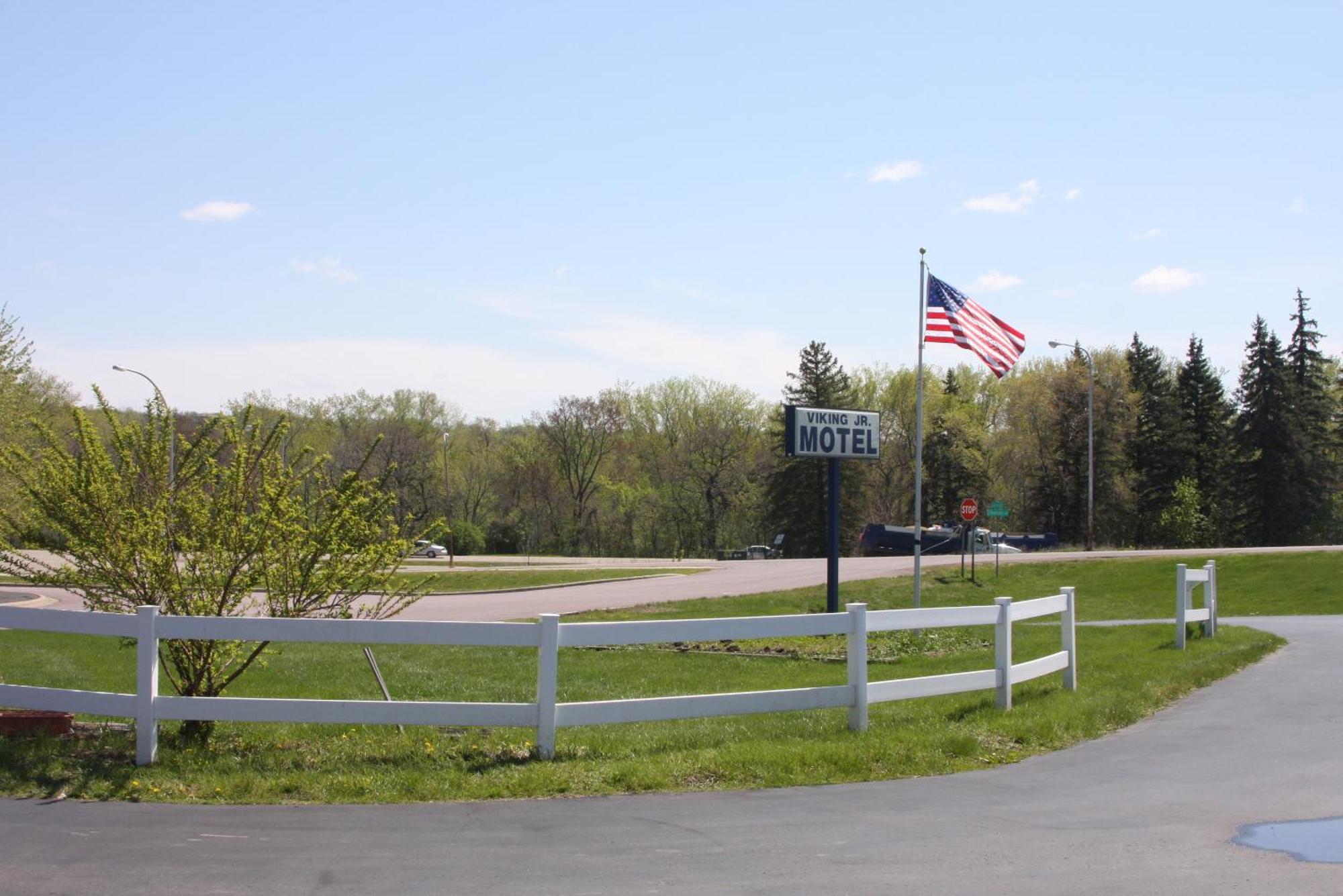 Viking Jr. Motel Saint Peter Exterior photo